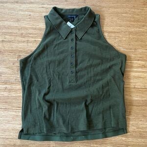 New with tag Banana Republic sleeveless collared top. Size Medium. Olive green